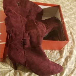 Suede heel boots